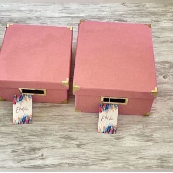 NWT Set of 2 pink storage Boxes - Picture 3 of 10